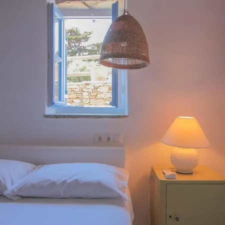 Traditional In Ktikados - 3br And Seaview