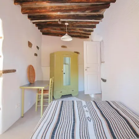 Traditional In Ktikados - 3br And Seaview *