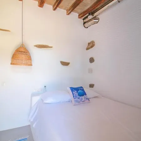 Traditional In Ktikados - 3br And Seaview Chatzirados