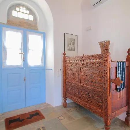 Villa Traditional In Ktikados - 3br And Seaview